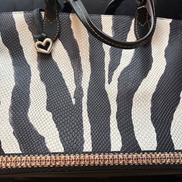 NWT Vintage Brighton Tote - Picture 3 of 3